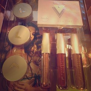 NWT LauraLee Los Angeles Christmas collection 2018